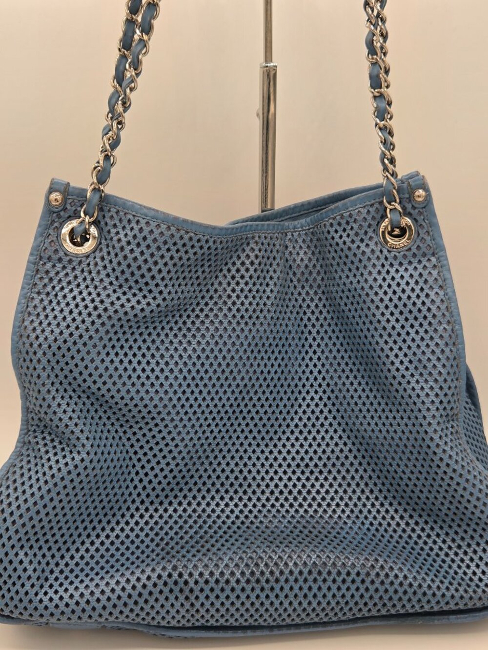 Chanel Up In The Air Perforated Leather Tote โ Blue | Silver Hardware - Picture 5 of 16